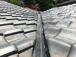 雨漏りの原因となっていた谷板金修理後