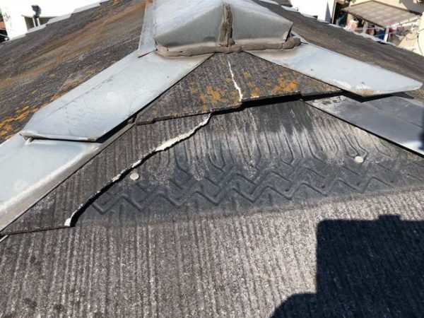 屋根材破損
