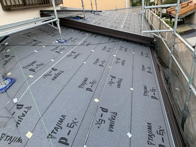 東大阪市　ゴムアスルーフィング③