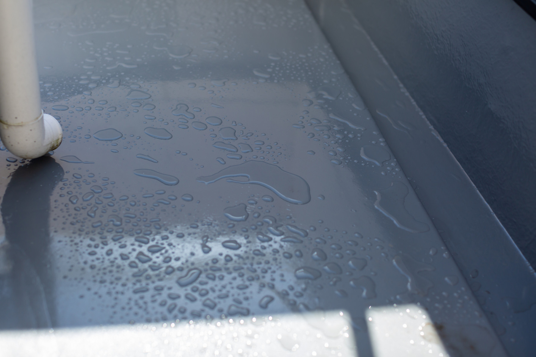 三鷹市でベランダ、バルコニーのFRP防水工事をお考えならお任せください！