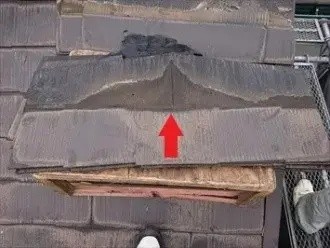 古い屋根材の撤去する作業工程