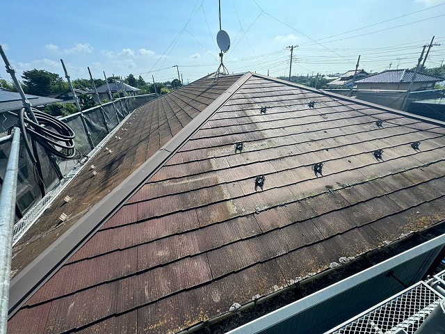 幸手市でスレート屋根の劣化にお悩みなら！屋根カバー工事が解決策です
