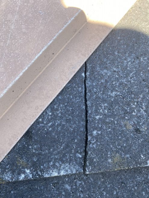 コロニアル　破損部分