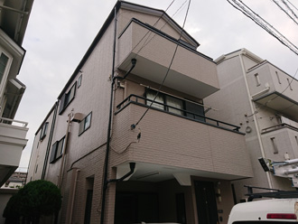雨漏りを起こした3階建てのお客様邸