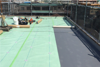 雨漏りした陸屋根の防水工事 雨漏りした陸屋根の防水工事