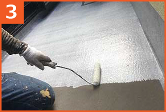 プライマーの下塗り