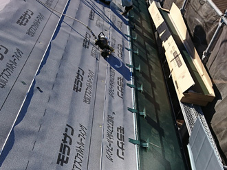 スーパーガルテクト葺き