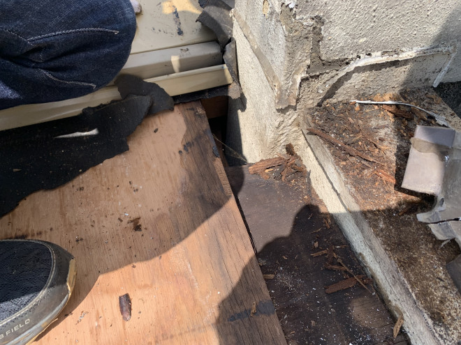 春日井市の増築部分の雨漏り