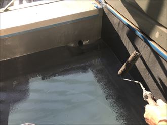 トップコートを塗布