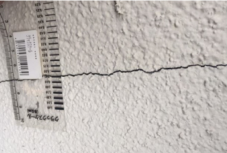 外壁の構造クラック 外壁の構造クラック