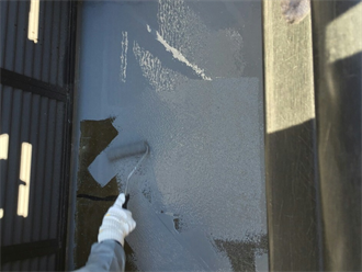 ウレタン樹脂塗料を2、3度塗装