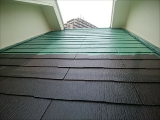 スレートで葺き替えパーフェクトベストのモスグリーンで塗装