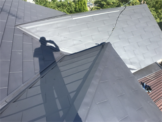 複雑な屋根形状の葺き替え工事