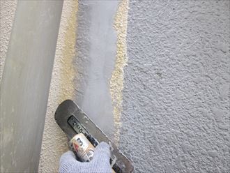 モルタルを2度塗り込みます