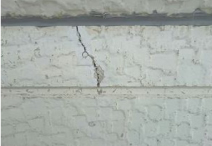 外壁のクラック 外壁のクラック