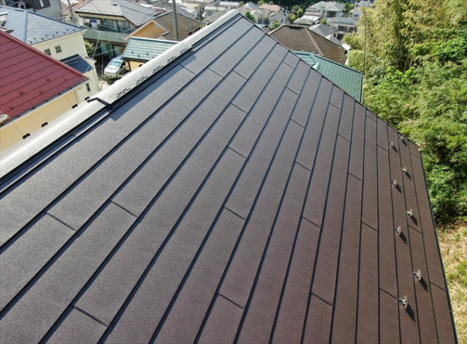 スーパーガルテクトを使った屋根葺き替え工事で雨漏りが止まりました