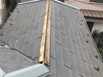 棟板金の飛散