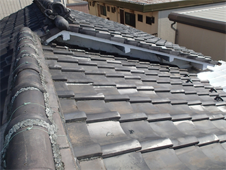 瓦屋根からの雨漏り