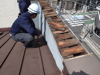 パラペット解体