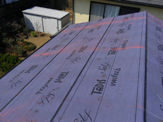 防水紙取り付け