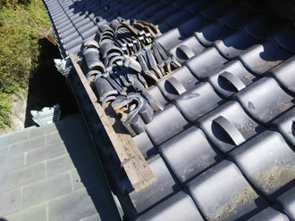 葺き直し工事の様子