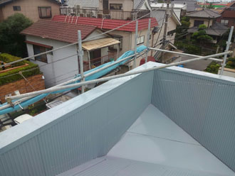 パラペットの葺き替え