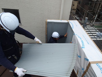 ガルバリウム波板