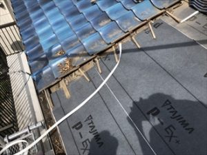 ルーフィング材を敷設