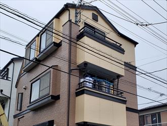 市川市大和田の3階建てお住まい