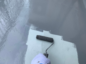 防水工事のウレタン塗布