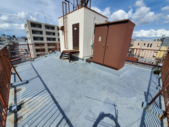 雨漏りしている陸屋根