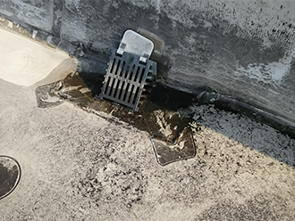 排水口も土砂が堆積