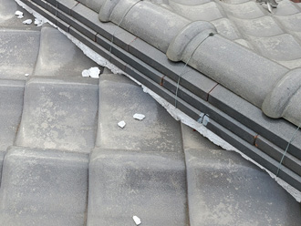 漆喰が剥がれている