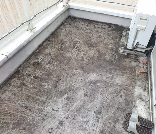 バルコニーからの雨漏り
