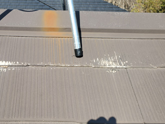 アンテナのサビで汚れている