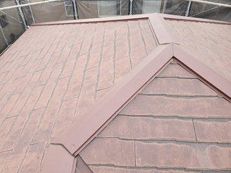 新しい棟板金に交換完了