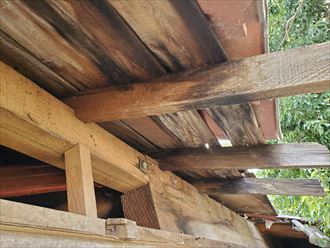 台風による軒先被害