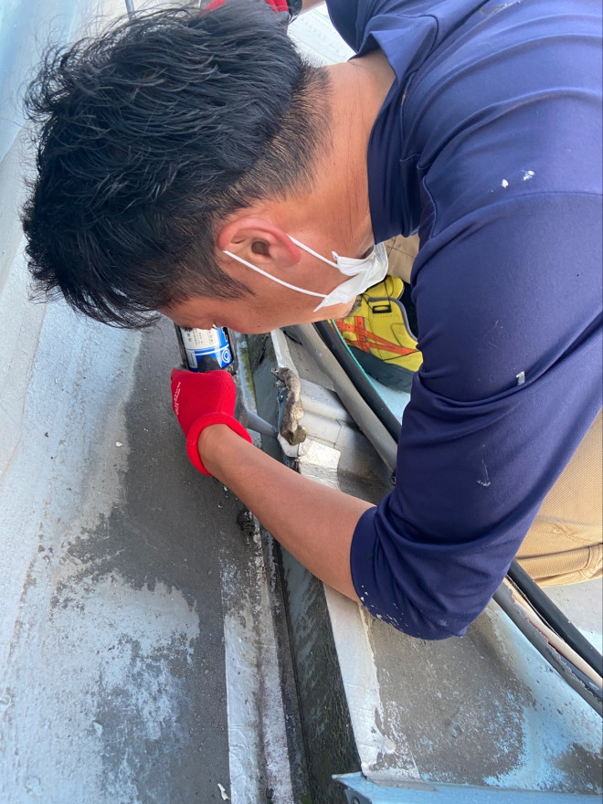 さいたま市見沼区　コーキング剤