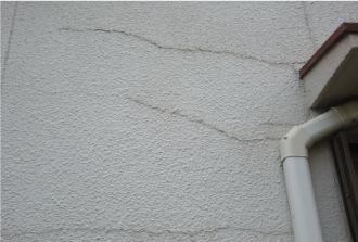 モルタル外壁の構造クラック モルタル外壁の構造クラック