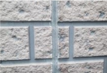 外壁の繫ぎ目の拡大 外壁の繫ぎ目の拡大