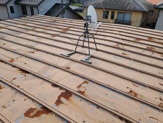 雨漏りが発生している瓦棒屋根