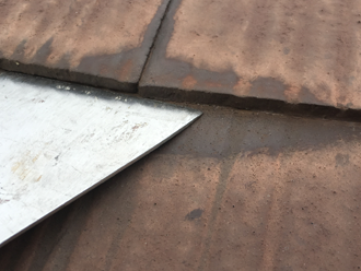 銚子市和田町にてスレートの劣化による雨漏りのご相談、屋根カバー工法・葺き替え工事をご提案いたしました