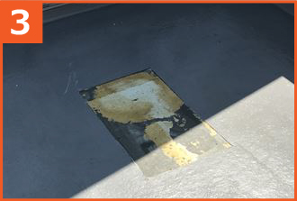 切除部分にプライマーを塗布