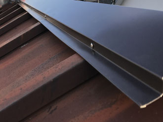 棟板金交換完了