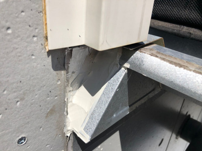 コーキング補修完了