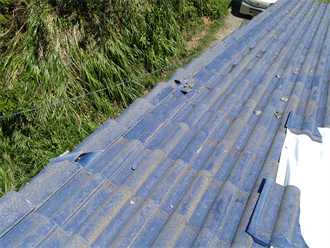 瓦屋根の破損