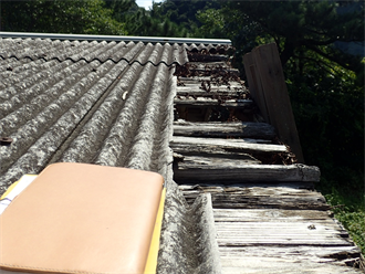 下地木材の台風被害