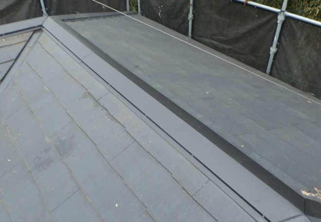 棟板金交換完了