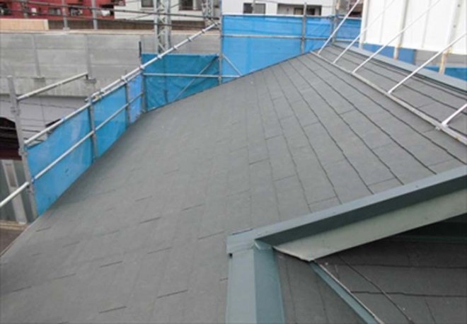 トタンからコロニアルの屋根に葺き替え雨漏りを止めることができました