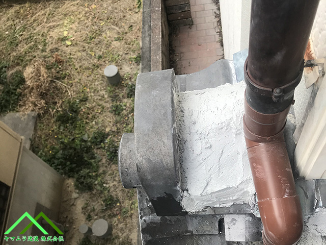 エルボを取り付けます